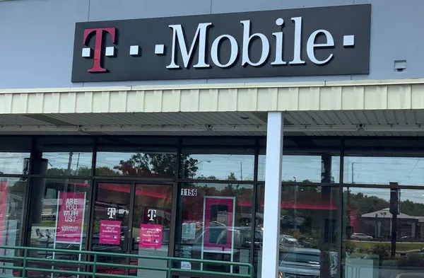 T-Mobile Near Me Store Discovering Convenience: Finding